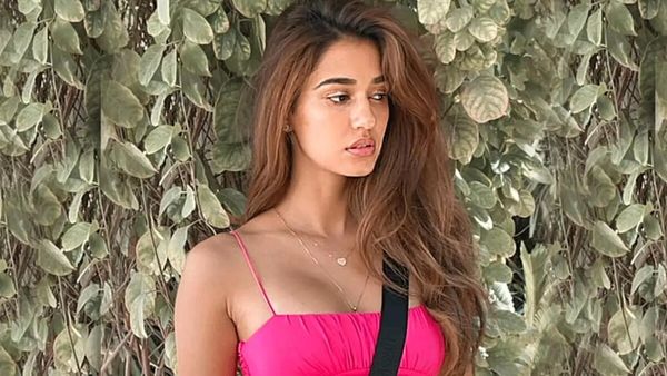 दिशा पाटनी के घर बाइक से आए थे 2 गुंडे, 8 मिनट में किया ऐसा कांड, आखिर क्या हुआ 12 सितंबर की रात?