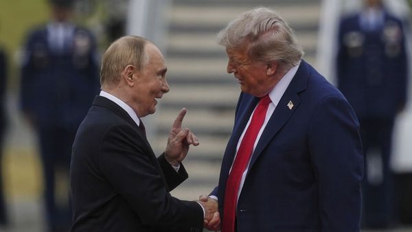 'भारत-चीन को हल्के में न ले अमेरिका', ट्रंप की बयानबाजी पर व्लादिमीर पुतिन का कड़ा प्रहार, दी ये सख्त चेतावनी