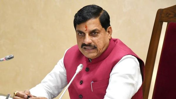 गौ-हत्या पर सियासी संग्राम: सीएम मोहन यादव का कांग्रेस पर तीखा हमला, सुनाई करपात्री महाराज की कहानी