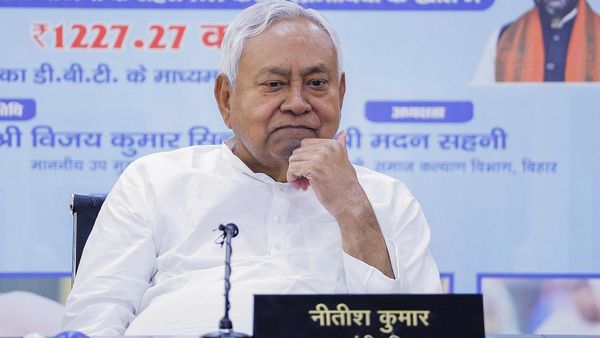 '6 महीने में गिरेगी नीतीश कुमार की सरकार', बिहार चुनाव से पहले इस दिग्गज नेता ने किया बड़ा दावा