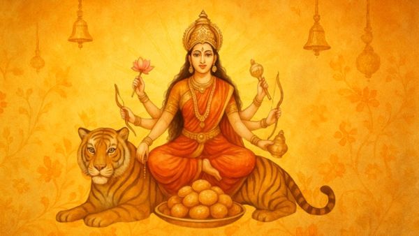 Maa Kushmanda Bhog: नवरात्रि के चौथे दिन मैया को लगाएं किस चीज का भोग? मां कुष्मांडा प्रसन्न होकर भरेंगी झोली