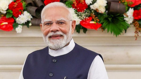 Vice President Election: उपराष्ट्रपति के चुनाव के लिए शुरू हुआ मतदान, PM मोदी ने डाला पहला वोट