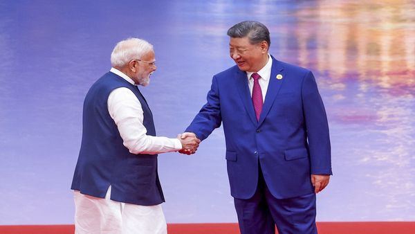 India China AI Deal: चीन ने मांगा भारत से आर्टिफिशियल इंटेलिजेंस के लिए साथ, इन क्षेत्रों में भारत करेगा मदद
