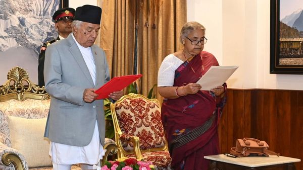 कैबिनेट विस्तार के बाद सुशीला कार्की के सामने  5 बड़ी चुनौतियां, नाकाम रहीं तो फिर सड़कों पर उतर सकते हैं लोग