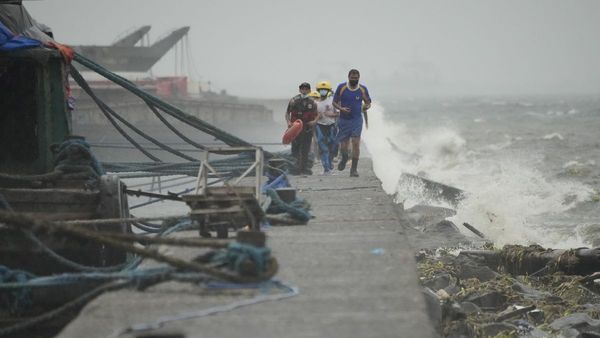 Typhoon Ragasa: ताइवान में टाइफून रगासा से हाहाकार, 14 की मौत और सैकड़ों लापता, क्या भारत में भी है हाई अलर्ट?