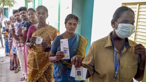 Telangana: BC आरक्षण मामले के बीच तेलंगाना स्थानीय निकाय चुनाव की तारीखों का ऐलान, जानें कब होगी वोटिंग?