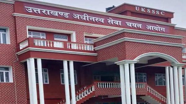 UKSSSC paper leak case सामने आने के बाद से आयोग के लिए फिर परीक्षा की घड़ी, जानिए कब और क्यों है चुनौती
