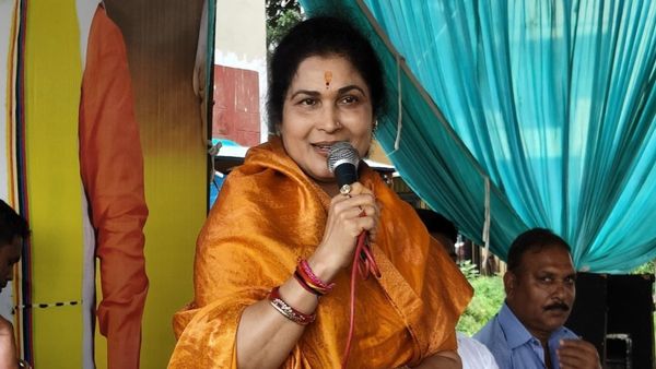 OBC आरक्षण पर सियासत: मंत्री कृष्णा गौर ने कांग्रेस पर साधा निशाना, कहा- भावनाओं के साथ खेल रही है कांग्रेस