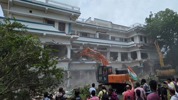 Bhopal MP News: सरकारी जमीन पर कब्जा, 6 एकड़ से ज्यादा भूमि पर मछली परिवार समेत 36 लोगों को नोटिस