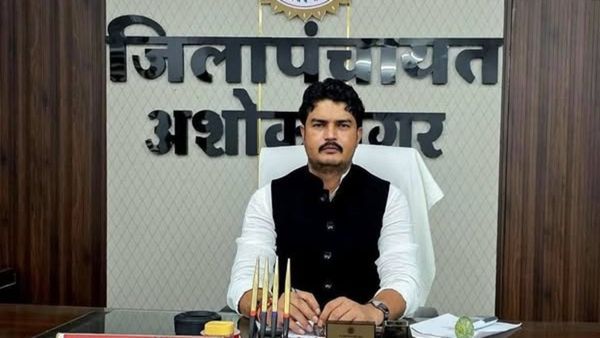 MP News: अशोकनगर में भाजपा के दो दिग्गज क्यों हुए आमने-सामने, जानिए पूरी खबर, SI ट्रांसफर को लेकर बड़ा टकराव