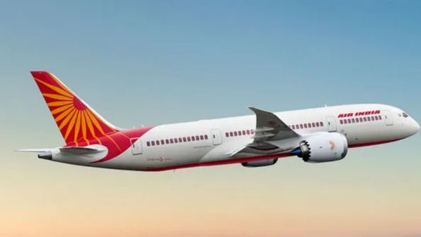 Air India फ्लाइट में आई खराबी के कारण दुबई डायवर्ट, पायलट ने रात में मैन्युअल तरीके से उड़ान भरी