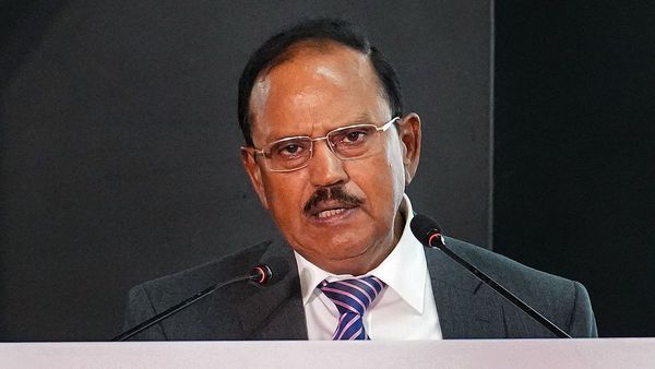 नेपाल-बांग्लादेश 'तख्तापलट' पर NSA डोभाल का बड़ा बयान, क्यों कहा भारत को सरदार पटेल की दूरदर्शिता की जरूरत?