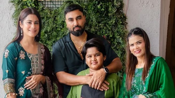 पूल में कृतिका संग रोमांटिक हुए यूट्यूबर अरमान मलिक, कहां हैं प्रेग्नेंट पत्नी पायल? क्या बिगड़ा रिश्ता?