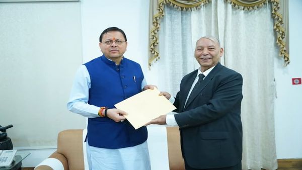 UKSSSC PAPER LEAK: एकल सदस्यीय जांच आयोग ने सीएम धामी को सौंपी रिपोर्ट, परीक्षा रद्द, तीन माह के अंदर फिर होगी