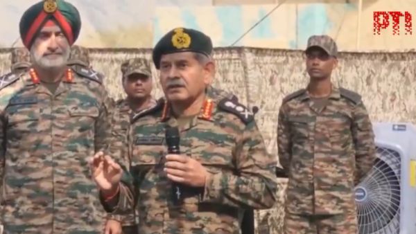 'दुनिया के नक्शे पर रहना है या नहीं', भारतीय सेना प्रमुख ने पाकिस्तान को दी अब तक की सबसे बड़ी चेतावनी