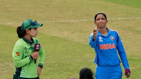 प्रेस कॉन्फ्रेंस में बवाल! PAK रिपोर्टर ने पूछा एशिया कप 'दुश्मनी' का सवाल, भारतीय मैनेजर ने दिया जवाब