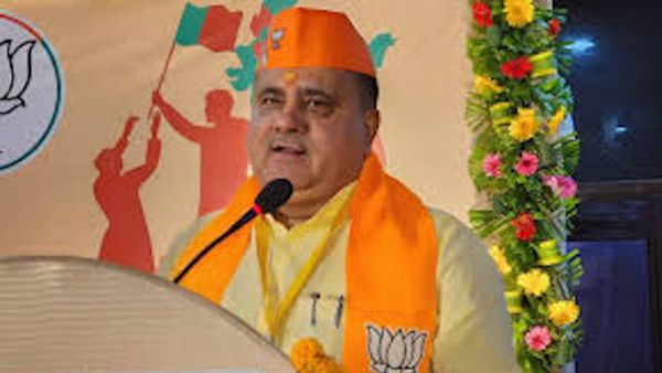 'वोट चोरी मे रहा कांग्रेस का इतिहास, जनता को नही आडंबर पर भरोसा'...BJP अध्यक्ष महेंद्र भट्ट ने कह दी बड़ी बात