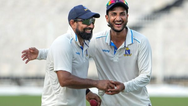 मोहम्मद शमी ने बरपाया कहर, घातक गेंदबाजी कर उड़ाए बल्लेबाजों के डंडे, सलेक्टर्स को दी सीधी चुनौती