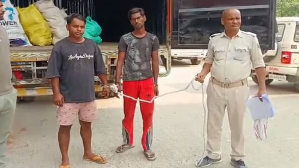 Muzaffarpur News: खाली ट्रक में गुप्त तहखाना और करोड़ों का गांजा, बिहार पुलिस की जांच में हैरतअंगेज़ खुलासा
