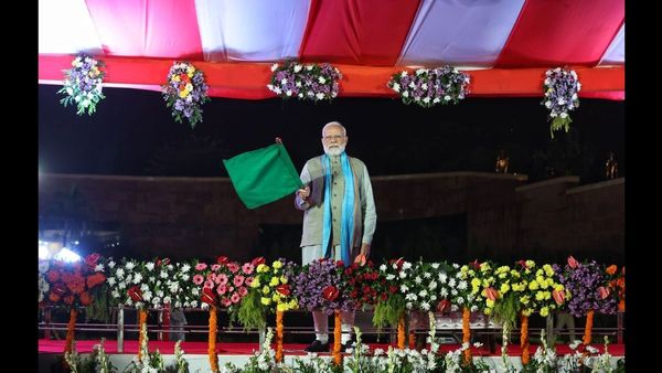 Gujarat News: प्रधानमंत्री नरेन्द्र मोदी ने स्टैच्यू ऑफ यूनिटी में 1220 करोड़ रुपए के विकास कार्यों का ई-शिलान्यास और ई-लोकार्पण किया