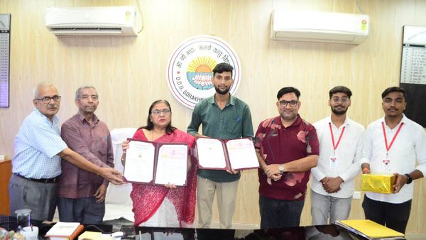 DDU University की इस खास पहल से विद्यार्थियों को औद्योगिक परियोजनाओं, इंटर्नशिप और स्थल भ्रमण का मिलेगा अवसर