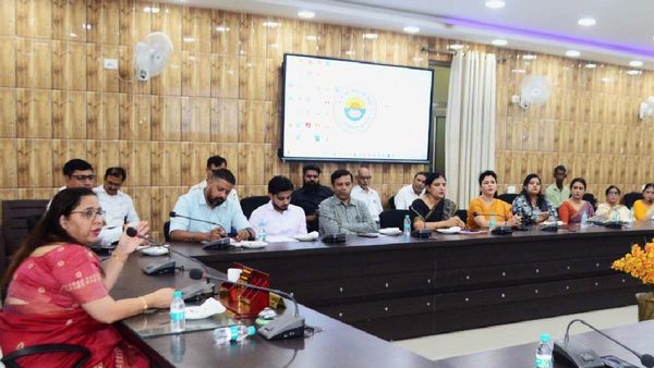 गोरखपुर पुस्तक महोत्सव का जल्द होगा शुभारंभ, सीएम योगी बच्चों को देंगे यह खास उपहार