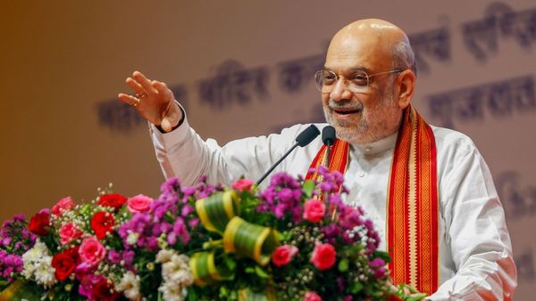 Zoho Mail का क्रेज! रेल मंत्री के बाद गृह मंत्री ने भी छोड़ा Gmail, ट्रंप को कैसे किया ट्रोल?