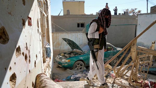 Kabul Blasts: कई धमाकों की गूंज से दहला काबुल, मुत्ताकी के भारत दौरे से बौखलाया पाकिस्तान?