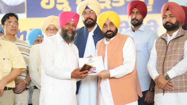 पंजाब के किसानों को सबसे तेज मुआवजा: CM भगवंत मान ने एक महीने में ₹20,000 प्रति एकड़ बांटे चेक