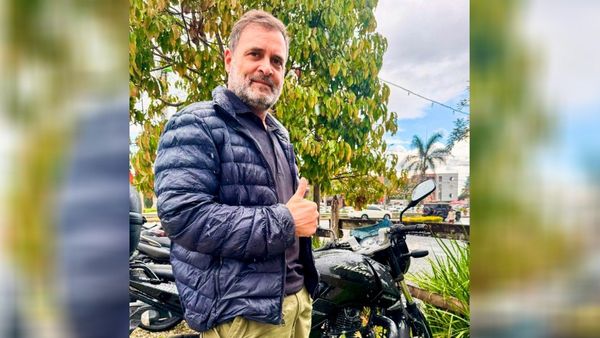 बाइक से कारें भारी क्यों? राहुल गांधी ने ऐसा क्यों कहा, बीजेपी ने ले ली चुटकी, देखें Video