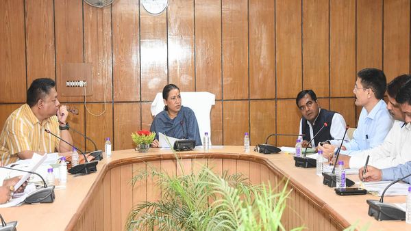 Uttarakhand news: राशन विक्रेताओं को दीपावली से पहले मिलेगा लाभांश बढ़ोतरी का तोहफा, जानिए कितने का होगा फायदा