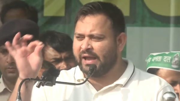 Bihar Chunav: तेजस्‍वी यादव चुनावी रैली में बोले- हमारी सरकार बनी तो वक्‍फ कानून को कूड़ेदान में फेंक देंगे