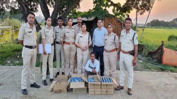 भोपाल में आबकारी विभाग की ताबड़तोड़ छापेमारी! 1.78 लाख की अवैध शराब नष्ट, तस्कर गिरफ्तार”