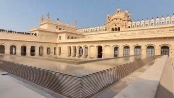 जानिए खजुराहो में 350 साल पुराना महल ओबेरॉय ग्रुप का कैसे बना हेरिटेज होटल, ‘द राजगढ़ पैलेस’ का भव्य उद्घाटन