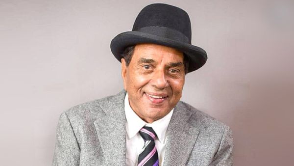 Dharmendra Funeral: हेमा मालिनी के इश्क में बन गए थे मुसलमान! किस रीति-रिवाज से हुई धर्मेंद्र की अंतिम क्रिया?