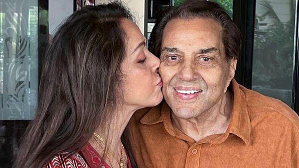 Hema Malini से उम्र में कितने बड़े हैं Dharmendra? ड्रीम गर्ल से पहले किसे चाहते थे बॉलीवुड के ही-मैन