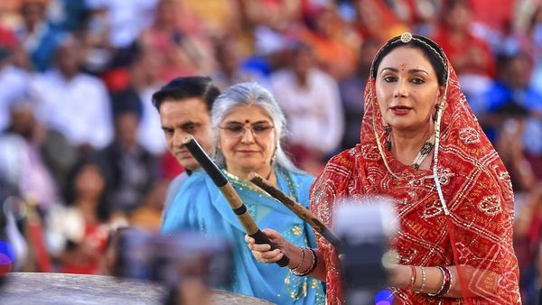 Rajasthan News: डिप्टी सीएम ने घूमर कर लूटी महफिल, खूबसूरती और अदाओं में दे रहीं दीपिका पादुकोण को मात