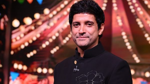 फरहान अख्तर ने क्यों बनाई थी फिल्म 'लक्ष्य'? इंडियन आइडल के मंच पर बताया सच