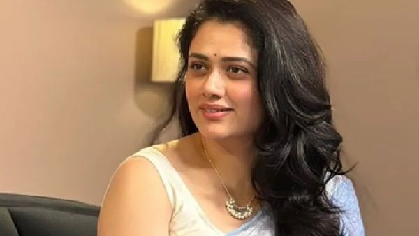 'घंटेभर की कीमत क्या है?' फेमस एक्ट्रेस को किए गंदे मैसेज, 'नीली साड़ी वाली' का रातोंरात हुआ ऐसा हाल