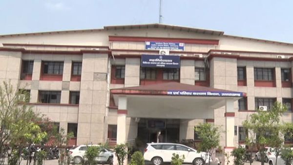 Uttarakhand News: नर्सिंग अधिकारियों व दंत चिकित्सकों की होगी भर्ती, जानिए कब से, कैसे करें आवेदन