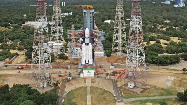 Bahubali Rocket LVM3 Launching Cost: बाहुबली रॉकेट को लॉन्च करने में कितना खर्चा? सुनकर उड़ जाएंगे होश
