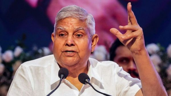 इस्तीफे के बाद जगदीप धनखड़ का पहला बयान, कहा- फ्लाइट मिस हो जाए, जिम्मेदारी नहीं छोड़ सकते