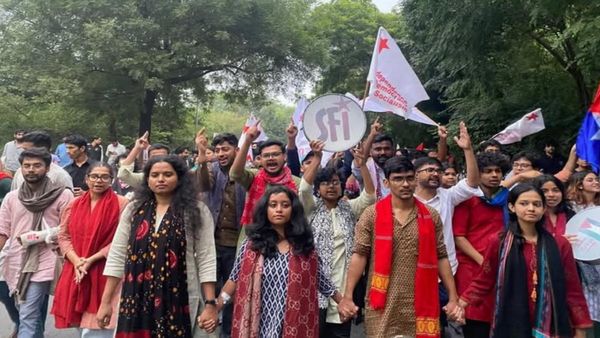JNU में फिर लेफ्ट का बोलबाला, छात्र संघ चुनाव में चारों पदों पर ABVP को हराकर मारी बाजी
