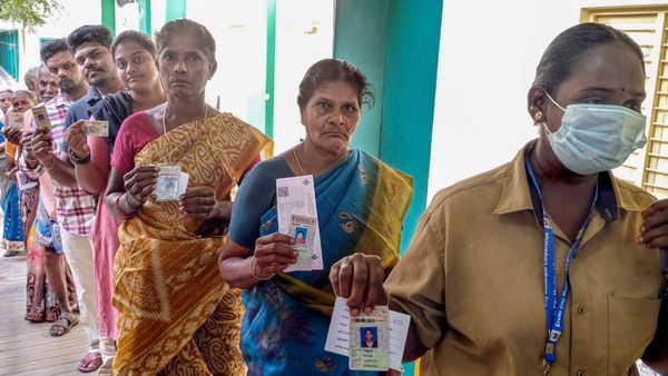 महाराष्ट्र स्थानीय निकाय चुनाव 2025: 2 दिसंबर को मतदान, 3 दिसंबर को नतीजे