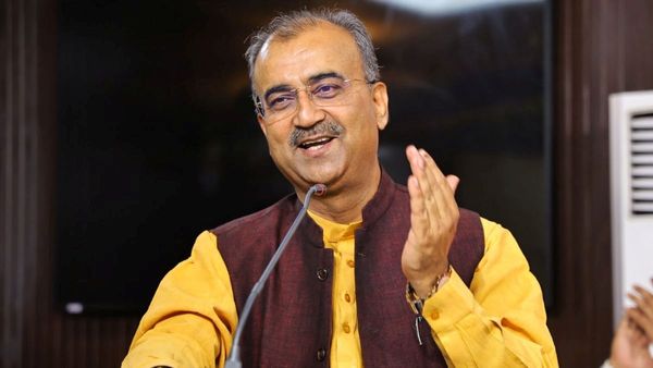 बिहार सरकार में मंत्री बने मंगल पांडेय कौन हैं? कितनी संपत्ति के हैं मालिक, दिलचस्प है राजनीतिक सफर