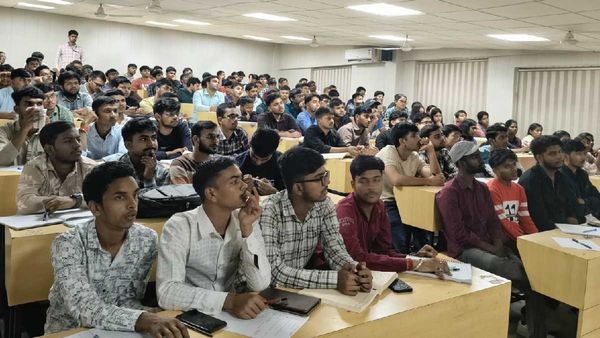 MMMUT: ड्रोन तकनीक को लेकर छात्रों ने दी यह खास जानकारी, ऐसे होगा बदलाव