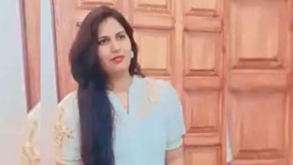 UPSC की तैयारी कर रही युवती ने गंगा बैराज में लगाई छलांग, सच जान रह जाएंगे हैरान