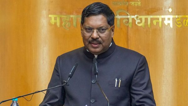 CJI BR Gavai: अपने रिटायरमेंट को लेकर क्यों भड़के चीफ जस्टिस गवई? खुलेआम सरकार की लगा दी क्लास