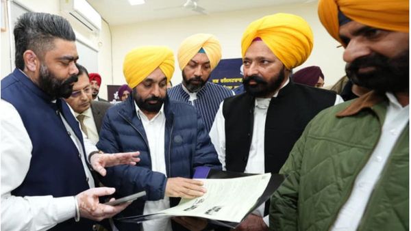 पंजाब में AAP सरकार की अनूठी पहल, ज़मीन-जायदाद की ‘ईज़ी रजिस्ट्री’ व्यवस्था लागू करने वाला पहला राज्य बना