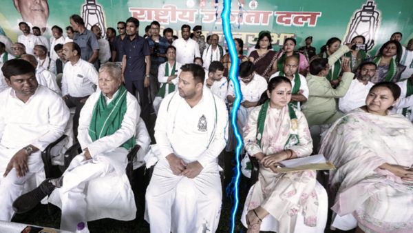 Rohini Acharya News: 'गंदी गालियां और चप्पल से पिटाई', Tejashwi से विवाद के बाद रोहिणी Mumbai किसके पास रवाना?